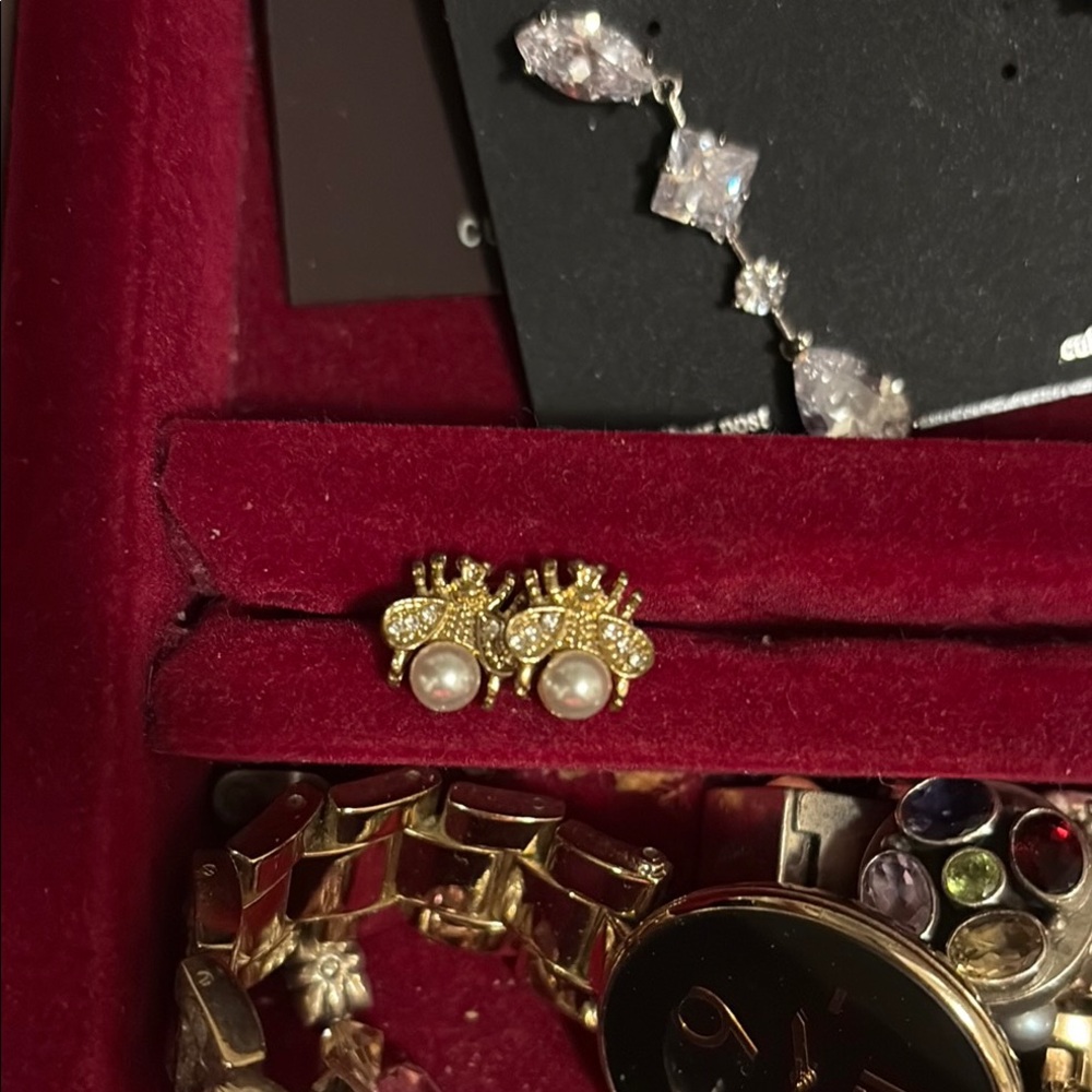 Bumble Bee Gold and White Ornate Earrings
